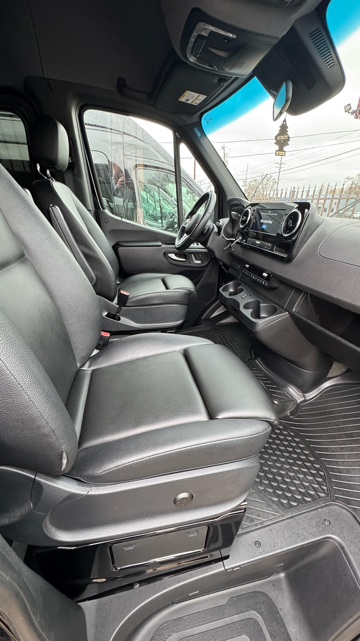 b3c8bef5044a17a2fc26cfb8da1872ab8a153babfd242cfca5c8aabaf92c4557